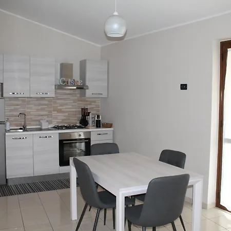 A Casa Di Giulia Apartment Cinquefrondi